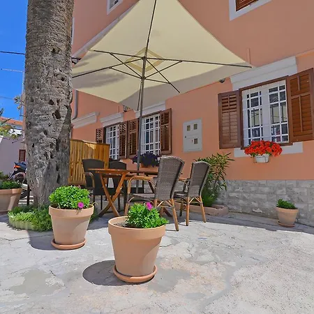 Alice B4 Apartment Veli Losinj