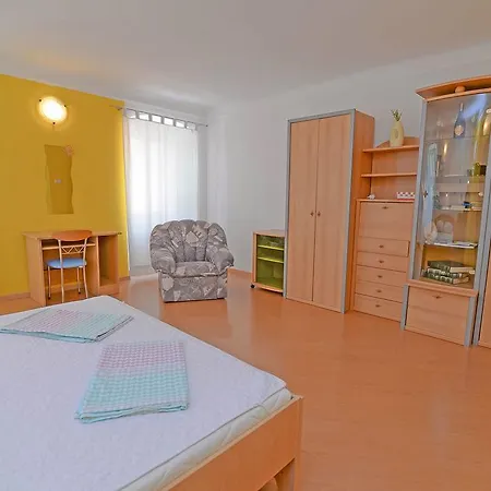 Lägenhet Alice B4 Veli Lošinj